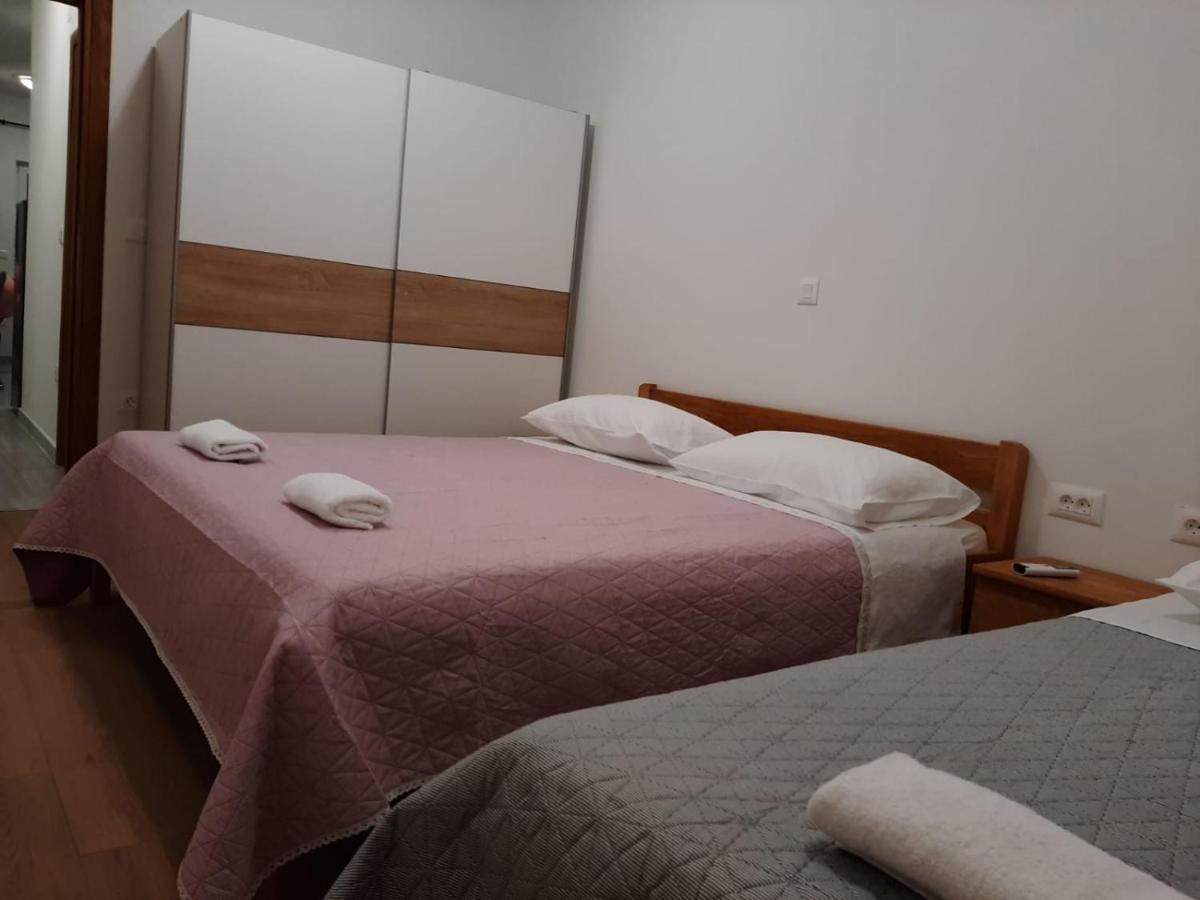 Apartmani Benjamin Bibinje Buitenkant foto