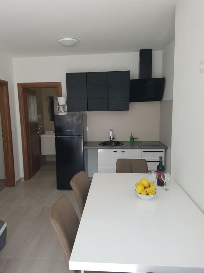 Apartmani Benjamin Bibinje Buitenkant foto