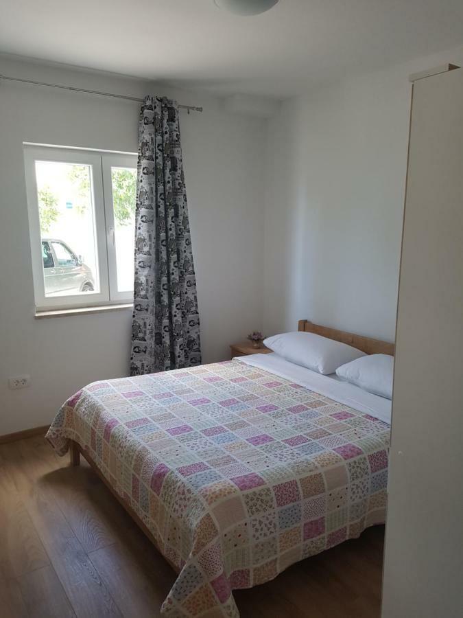 Apartmani Benjamin Bibinje Buitenkant foto