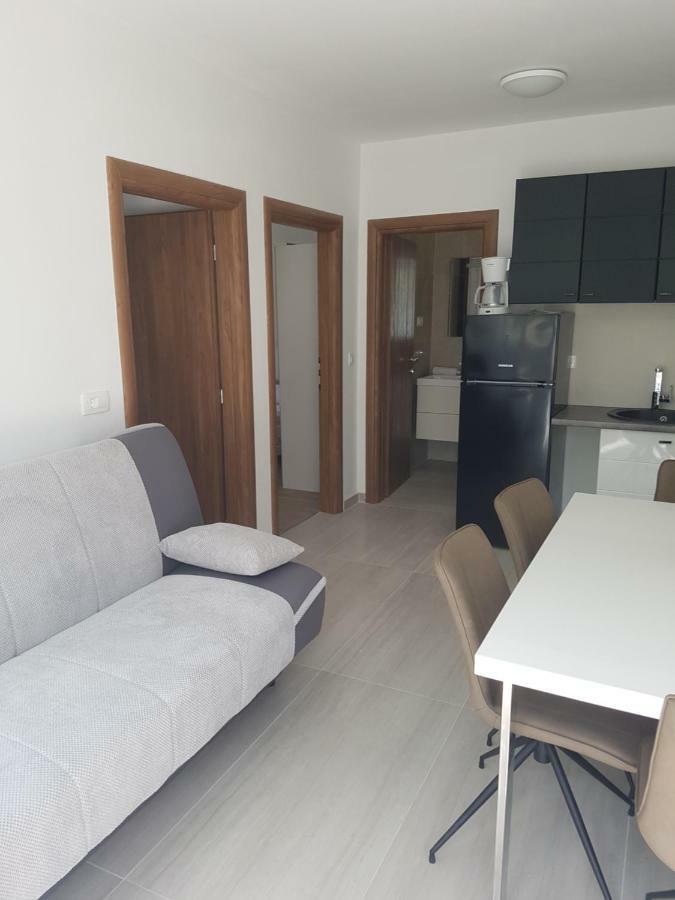 Apartmani Benjamin Bibinje Buitenkant foto